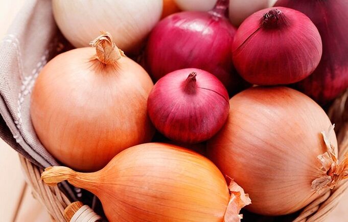 onions to remove parasites from the body