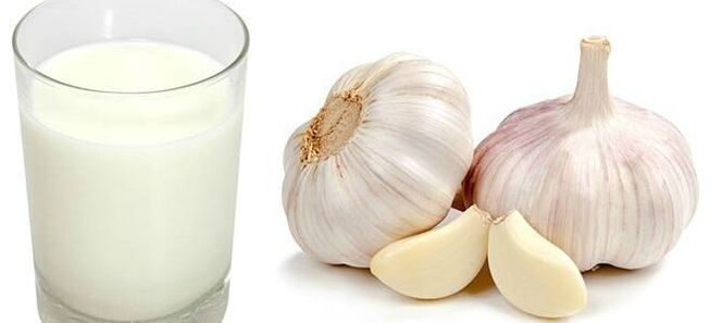 Garlic and milk will help to get rid of worms at home